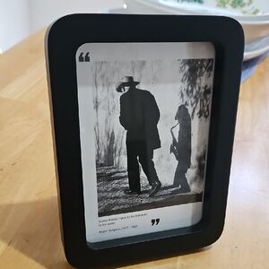 Black Picture Frame 8x6